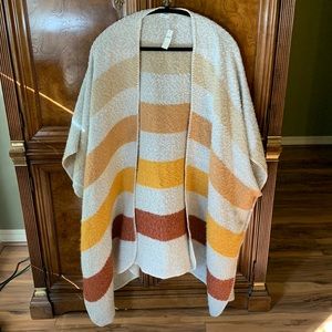 Aerie sweater poncho NWT